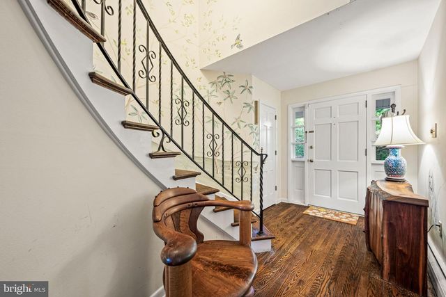 2169 HARTS LN, Conshohocken, PA 19428
