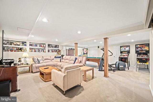 2169 HARTS LN, Conshohocken, PA 19428