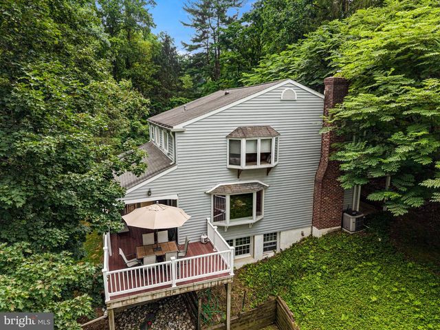 2169 HARTS LN, Conshohocken, PA 19428