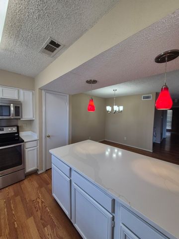 15151 Berry Trail 106, Dallas, TX 75248