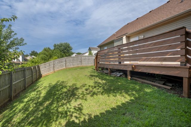 520 Oakmont Dr, NW, Clarksville, TN 37042