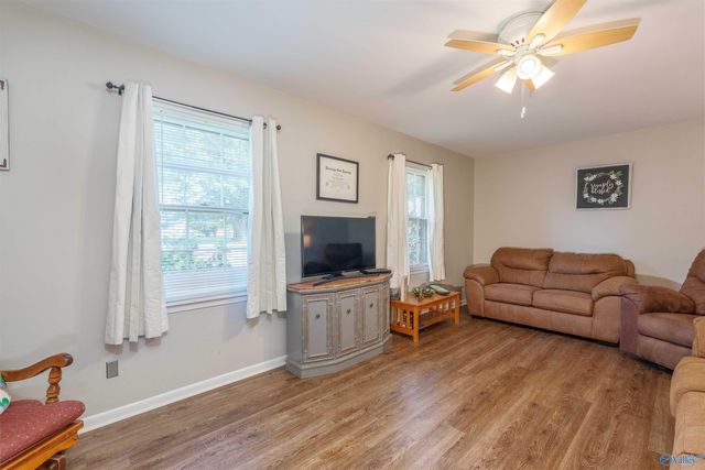 229 Mary Lee Drive, Florence, AL 35634