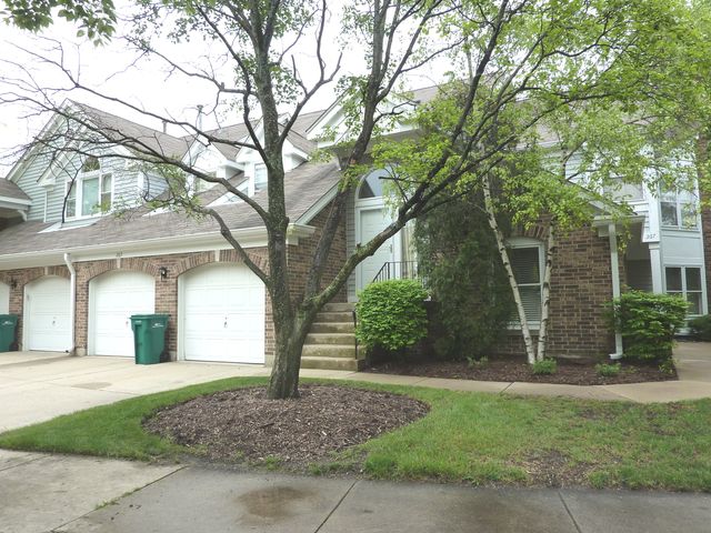 265 Willow Parkway, Buffalo Grove, IL 60089