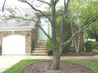 265 Willow Parkway, Buffalo Grove, IL 60089