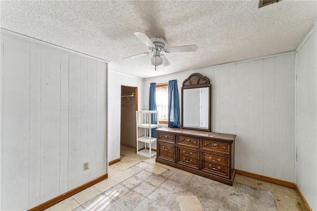 725 N Hamilton Street, Olathe, KS 66061