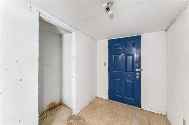 725 N Hamilton Street, Olathe, KS 66061