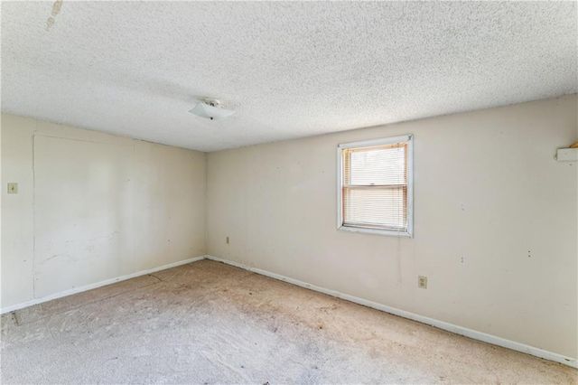 725 N Hamilton Street, Olathe, KS 66061