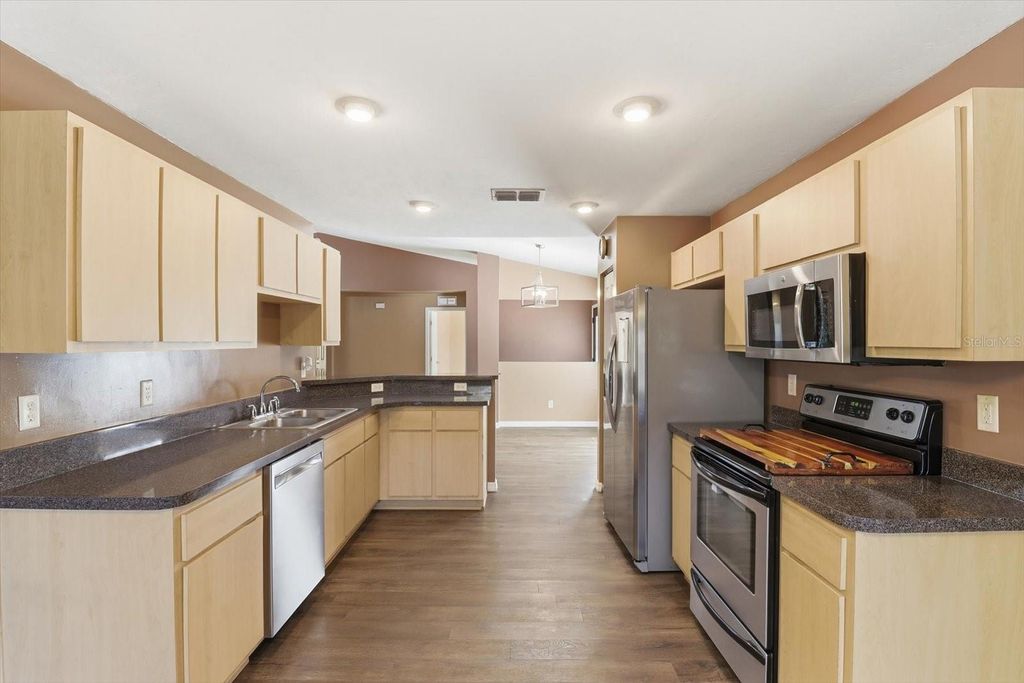 Image 13 of property listing at 7672 N CRICKET DRIVE, Citrus Springs, FL 34434