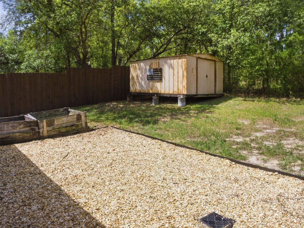 Image 37 of property listing at 7672 N CRICKET DRIVE, Citrus Springs, FL 34434