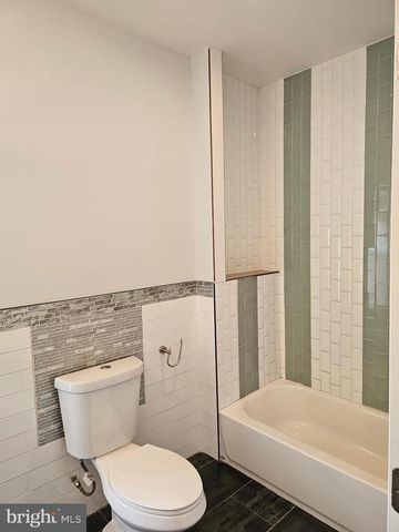 2100 CROSS ST, Philadelphia, PA 19146