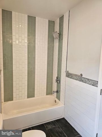 2100 CROSS ST, Philadelphia, PA 19146