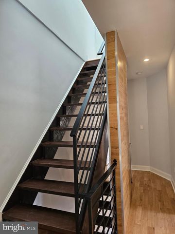 2100 CROSS ST, Philadelphia, PA 19146