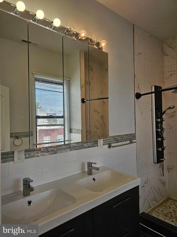 2100 CROSS ST, Philadelphia, PA 19146