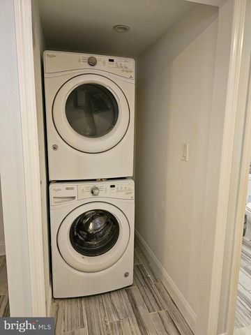 2100 CROSS ST, Philadelphia, PA 19146