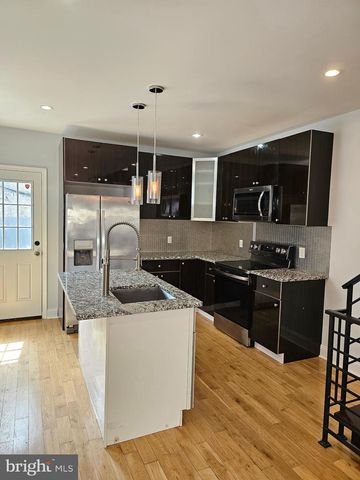 2100 CROSS ST, Philadelphia, PA 19146