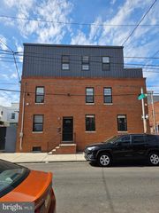 2100 CROSS ST, Philadelphia, PA 19146