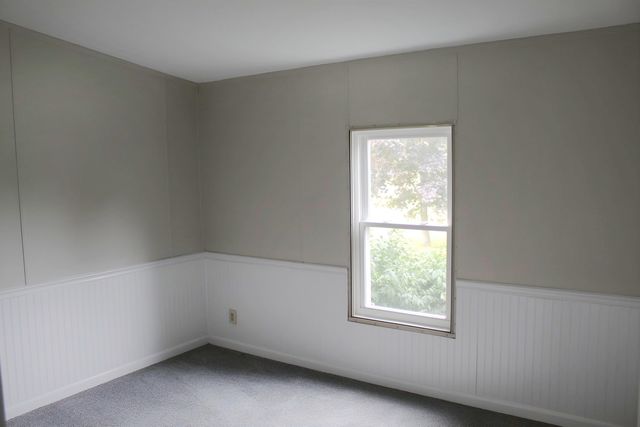 5249 Lapeer Road, Burton, MI 48509