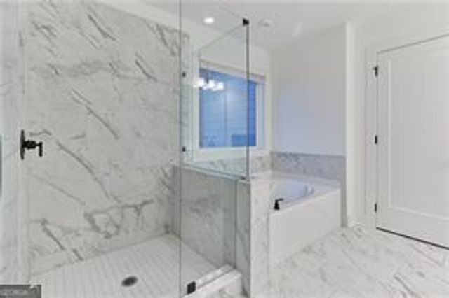 648 Avondale Park Circle, Decatur, GA 30032