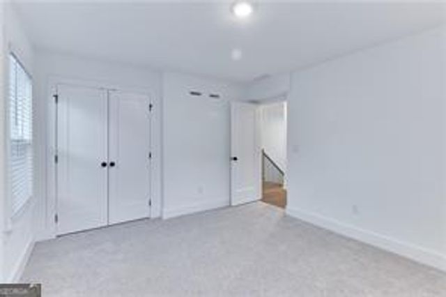 648 Avondale Park Circle, Decatur, GA 30032