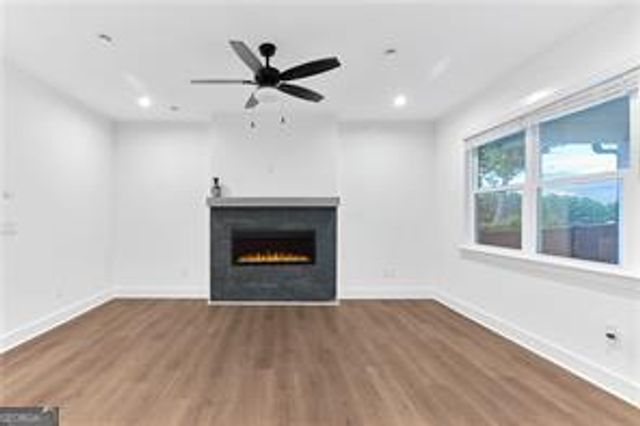 648 Avondale Park Circle, Decatur, GA 30032