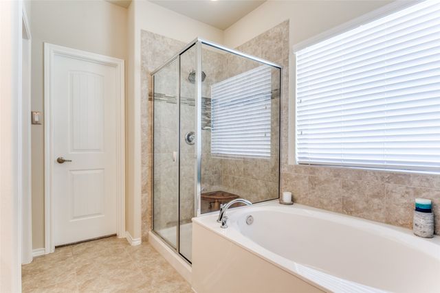 5801 Loveland Drive, Denton, TX 76208