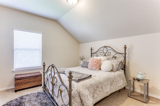 5801 Loveland Drive, Denton, TX 76208