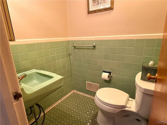 721 Crawford Avenue, Syracuse, NY 13224