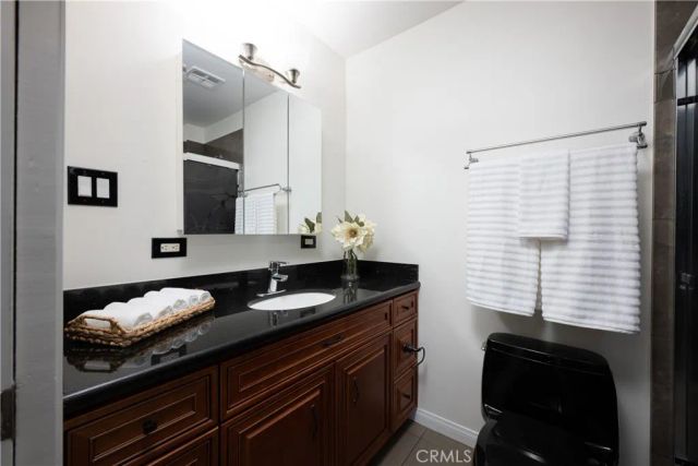 13981 Berkenham, Westminster, CA 92683