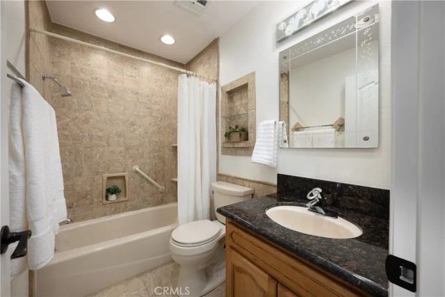 13981 Berkenham, Westminster, CA 92683