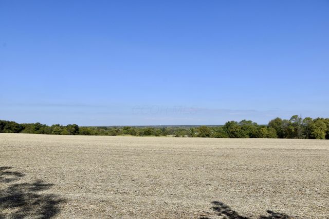 8121 Jefferson Road, Carroll, OH 43112