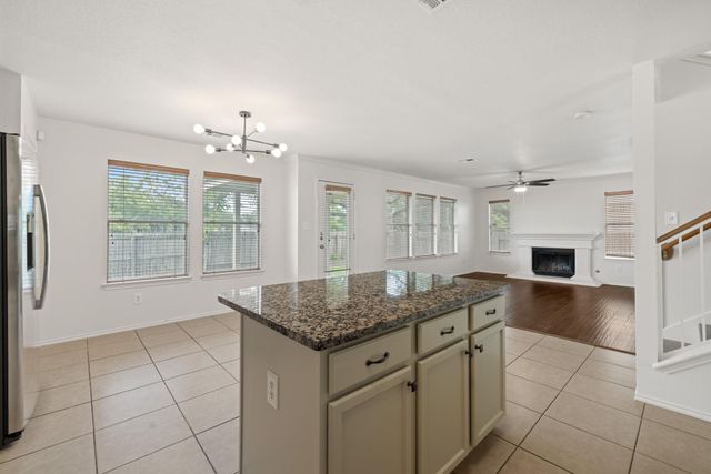 725 Leann LN, Cedar Park, TX 78613