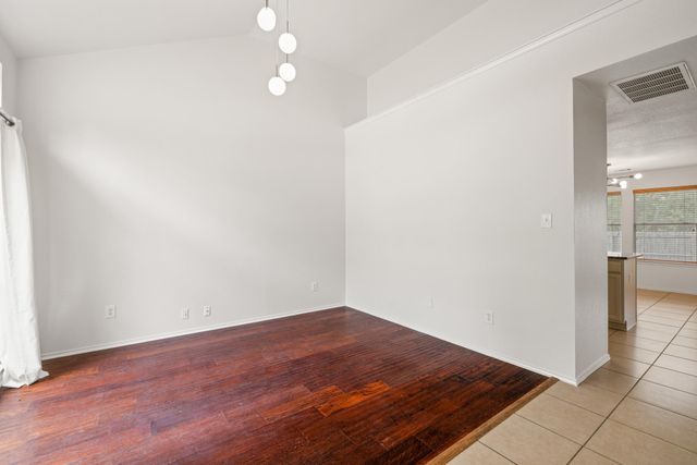 725 Leann LN, Cedar Park, TX 78613