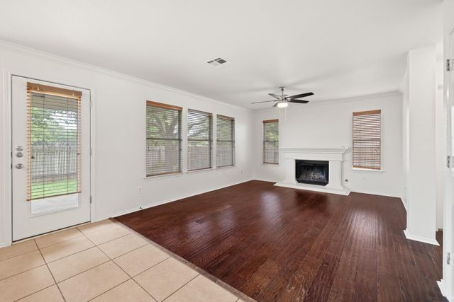 725 Leann LN, Cedar Park, TX 78613