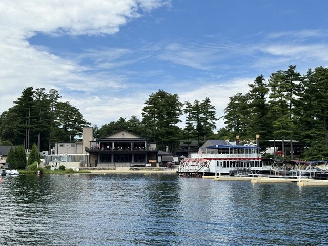 60 Wakefield Ave Webster Lake, Webster, MA 01570