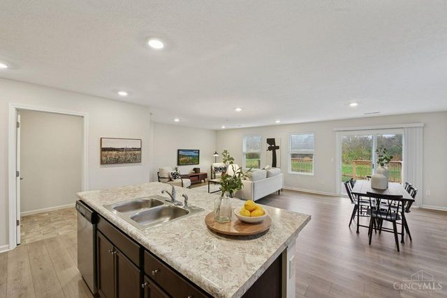 5001 Lakeview Drive, Hamilton Twp, OH 45152