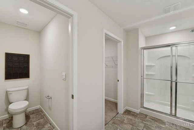 5001 Lakeview Drive, Hamilton Twp, OH 45152