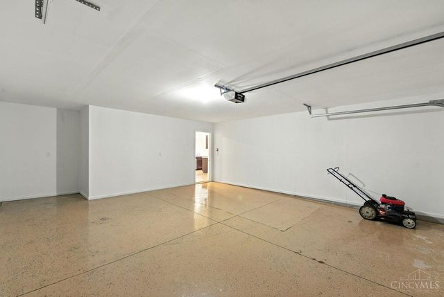 5001 Lakeview Drive, Hamilton Twp, OH 45152