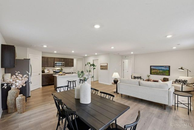 5001 Lakeview Drive, Hamilton Twp, OH 45152