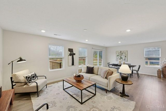 5001 Lakeview Drive, Hamilton Twp, OH 45152