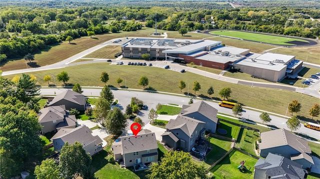 988 N Persimmon Drive, Olathe, KS 66061