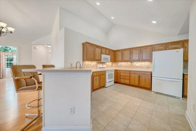 5650 Orchard Villas CIR, Roanoke, VA 24019