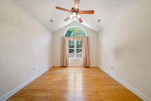 5650 Orchard Villas CIR, Roanoke, VA 24019