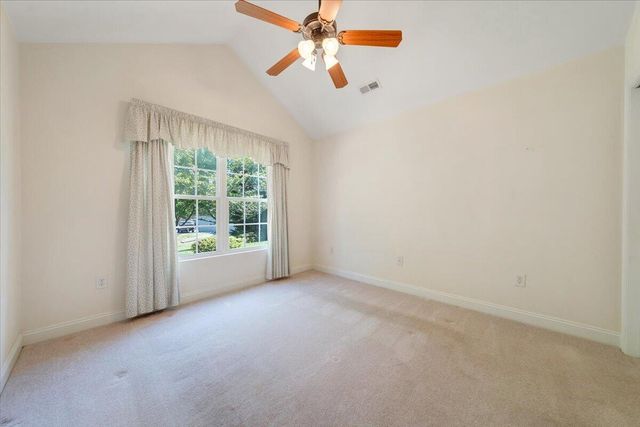 5650 Orchard Villas CIR, Roanoke, VA 24019
