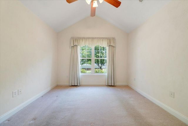 5650 Orchard Villas CIR, Roanoke, VA 24019