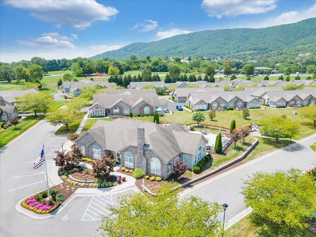 5650 Orchard Villas CIR, Roanoke, VA 24019
