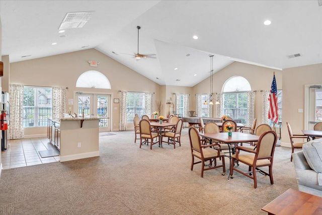 5650 Orchard Villas CIR, Roanoke, VA 24019