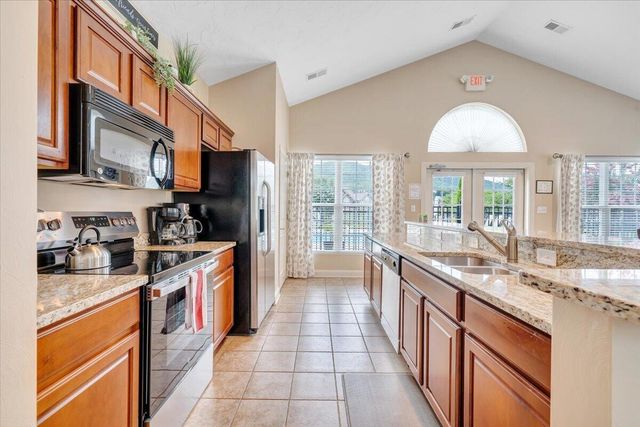 5650 Orchard Villas CIR, Roanoke, VA 24019