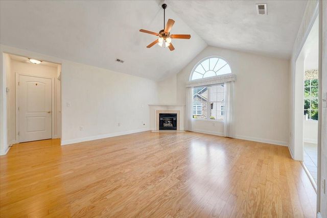 5650 Orchard Villas CIR, Roanoke, VA 24019