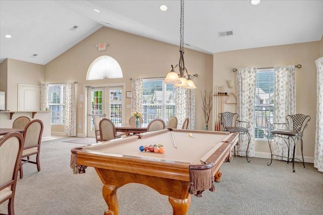 5650 Orchard Villas CIR, Roanoke, VA 24019