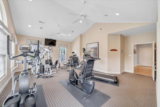 5650 Orchard Villas CIR, Roanoke, VA 24019